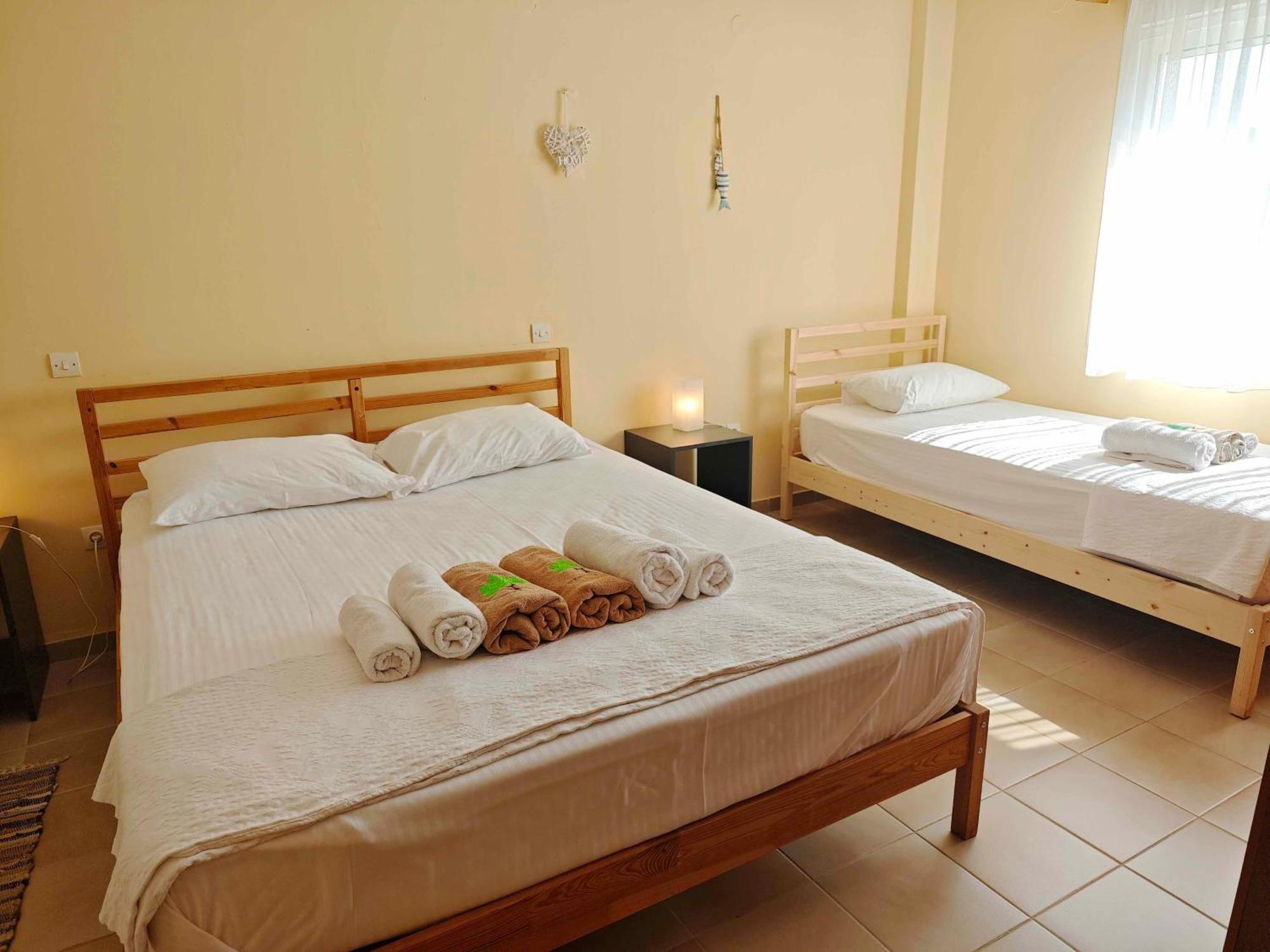 Apartment Sithonia *