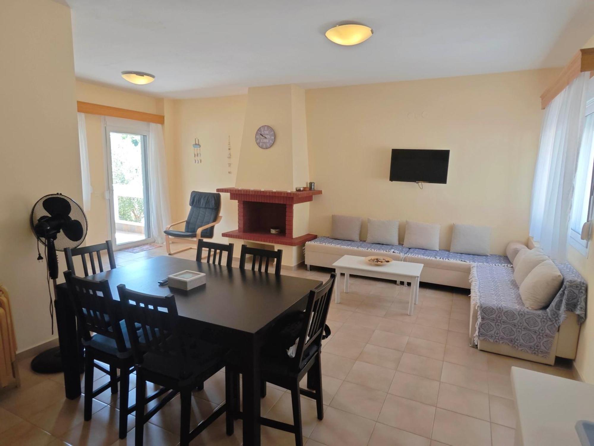 Apartment Sithonia *